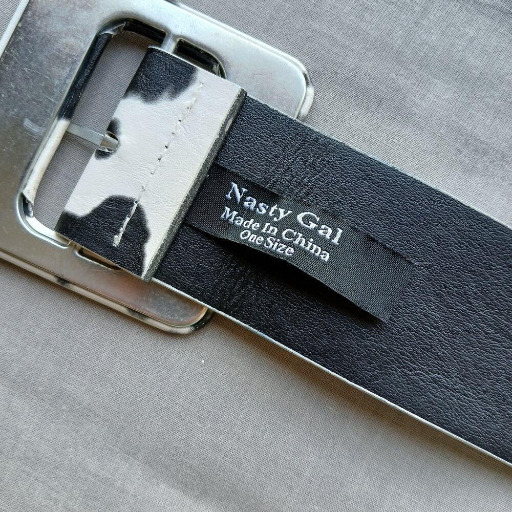 Nasty Gal Cow Can I Help You Faux Leather Chunky Belt waist size 30" - 37" - Picture 7 of 16